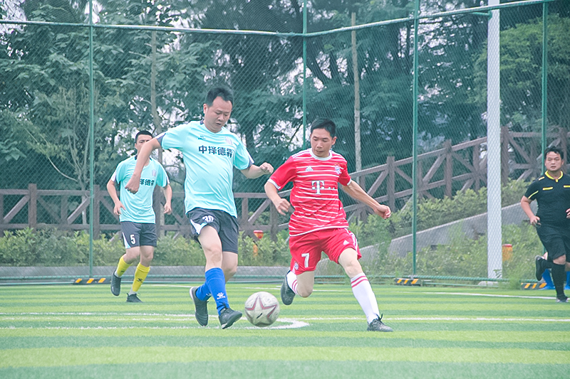 leyu乐鱼体育综合-关于城市足球联赛激烈角逐，打造全民健身新生态的信息