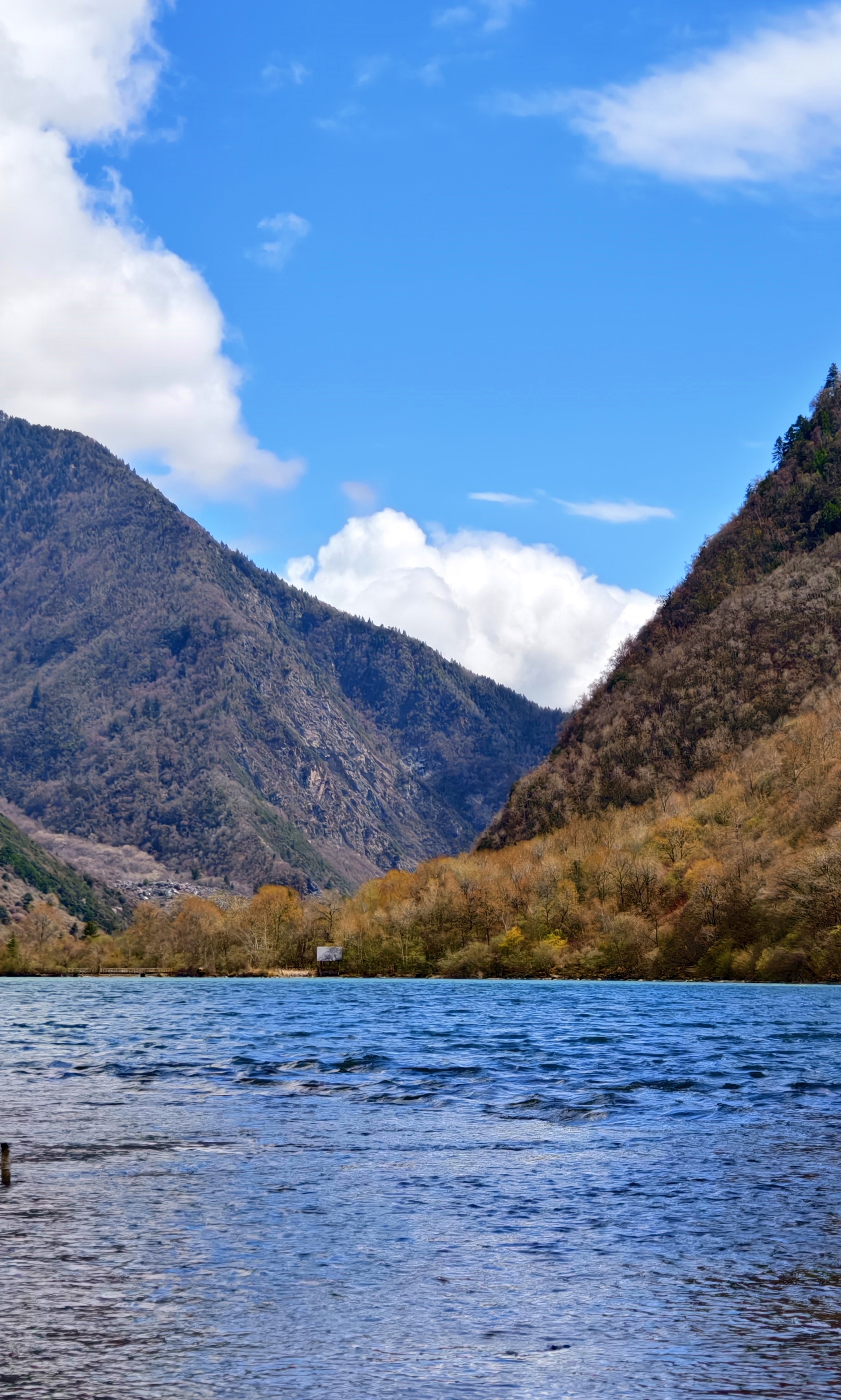 Leyu Sports (乐鱼体育)-赛段地理奇观：沿途自然风光让人目不暇接的简单介绍