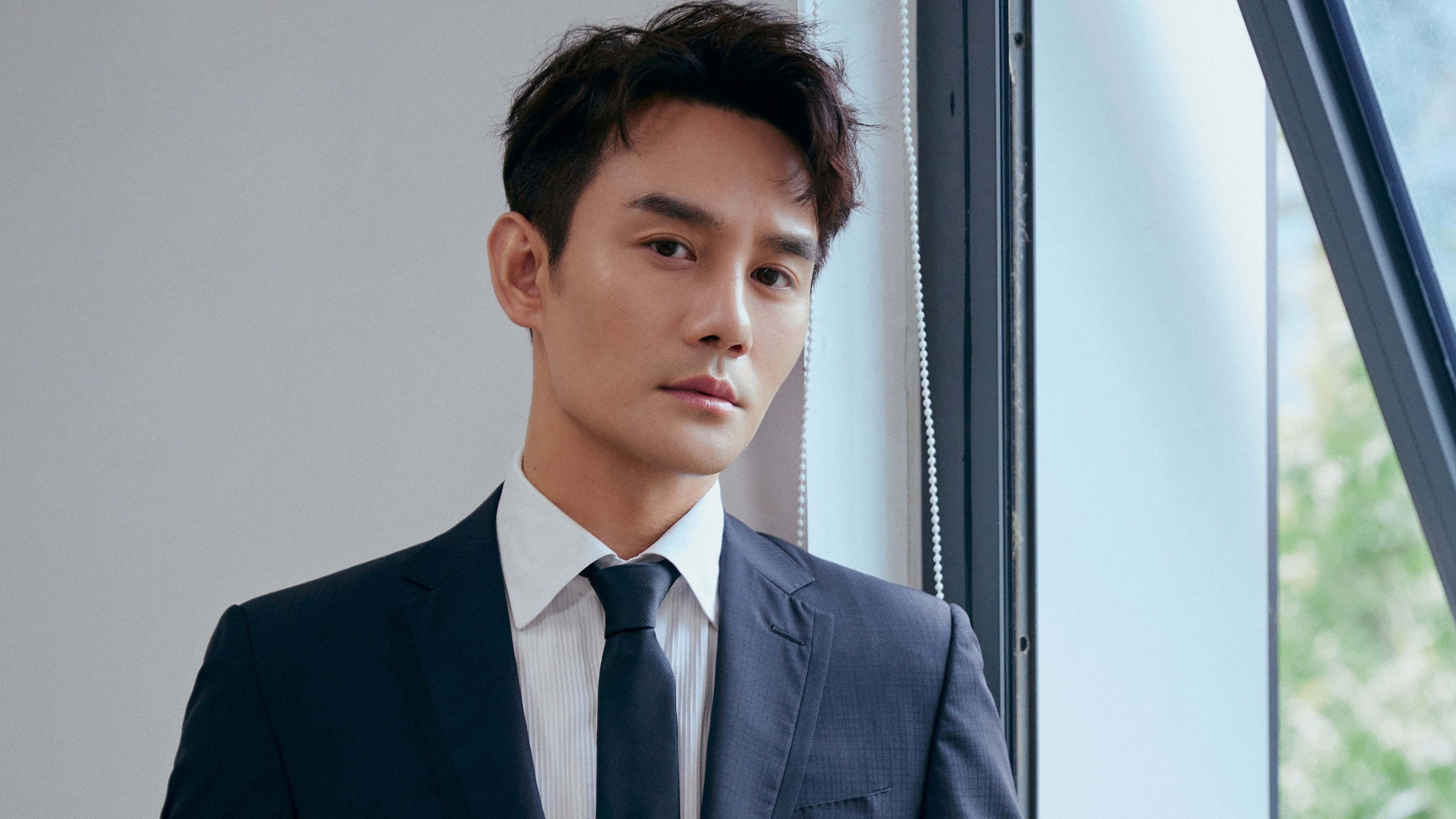 球队们在比赛中展现出强大的团队合作精神,从足球比赛看团队精神