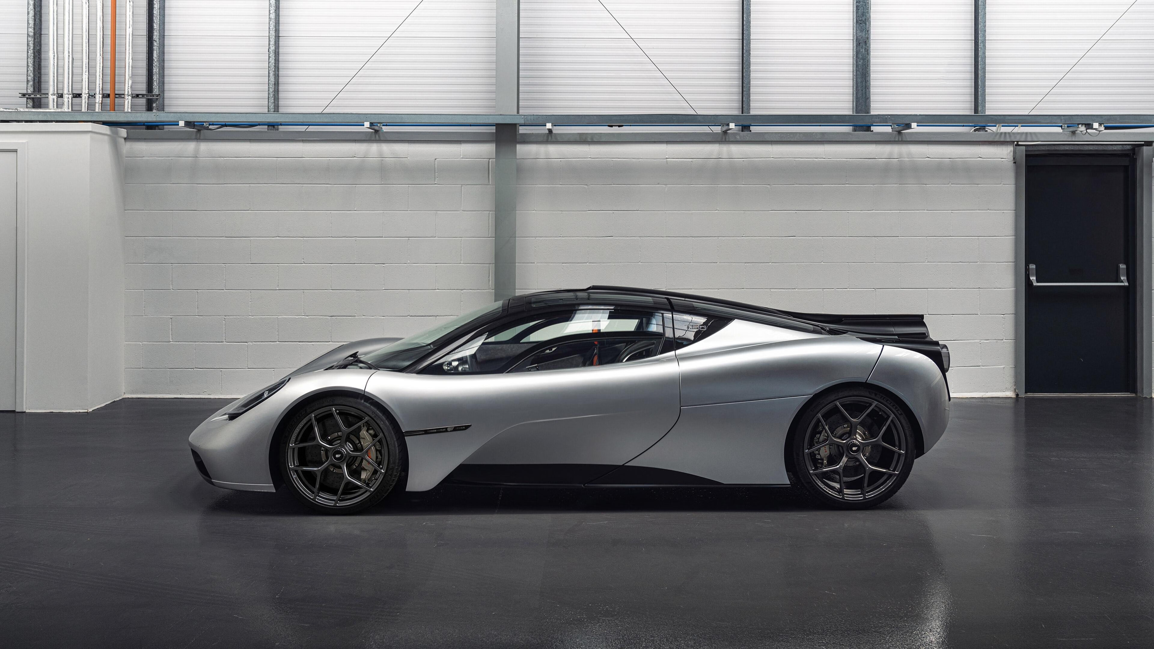 乐鱼电竞-德甲超级对决：速度与智慧的终极较量，德甲和德国超级杯