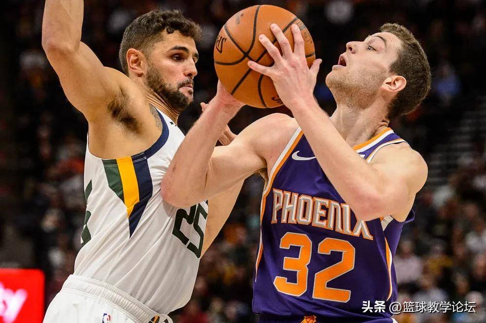 乐鱼体育:篮球明星退役，告别辉煌职业生涯的简单介绍